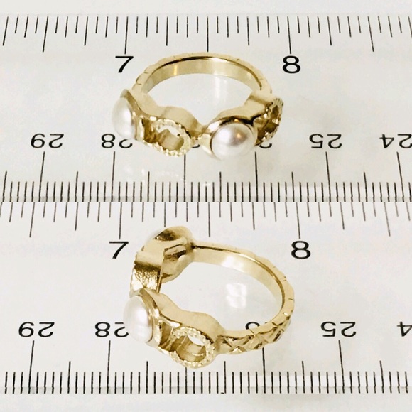 CHANEL Pearl Ring - Picture 6 of 7